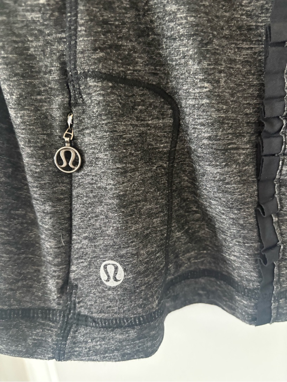 lululemon Vintage Run Free Tank Heathered Black Racerback Tank 10 - Picture 6 of 9